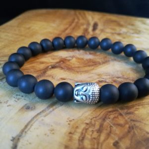Matt bazalt karkötő ezüst színű Buddha fejjel